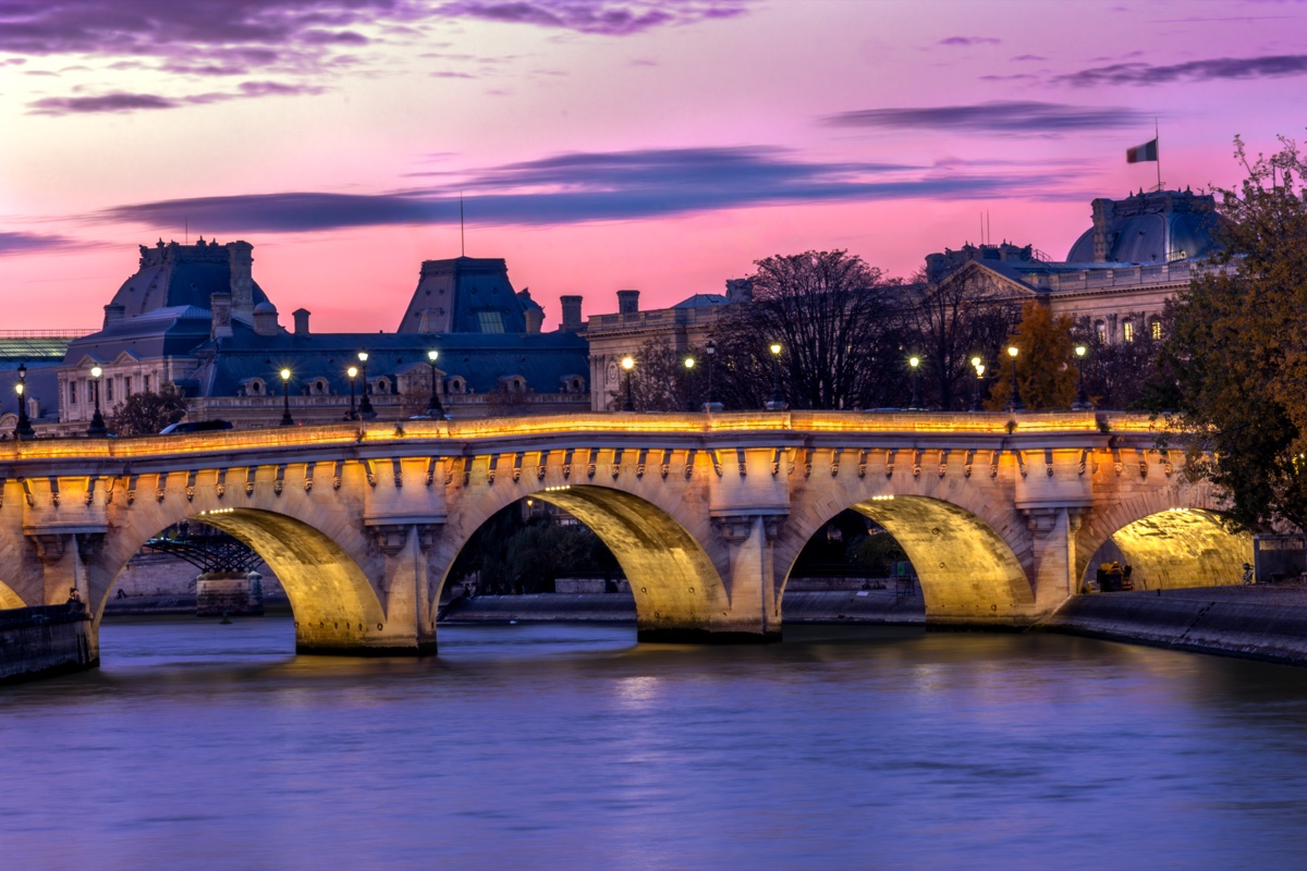 Seine Stone Bridge Pink Sunset Glow